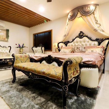 Ambaji Royal Inn Hotel מראה חיצוני תמונה