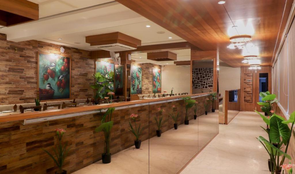 Ambaji Royal Inn Hotel מראה חיצוני תמונה