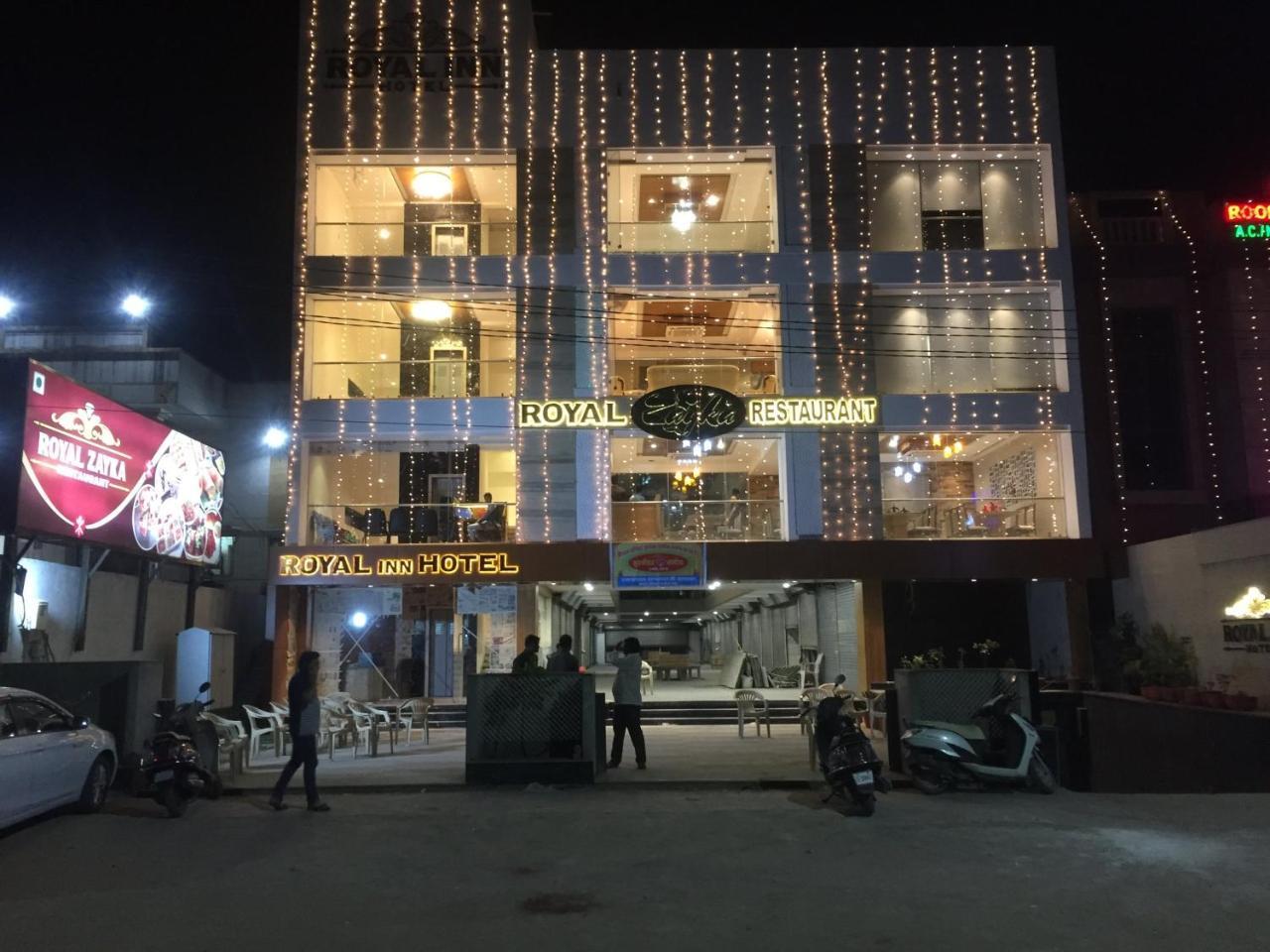 Ambaji Royal Inn Hotel מראה חיצוני תמונה