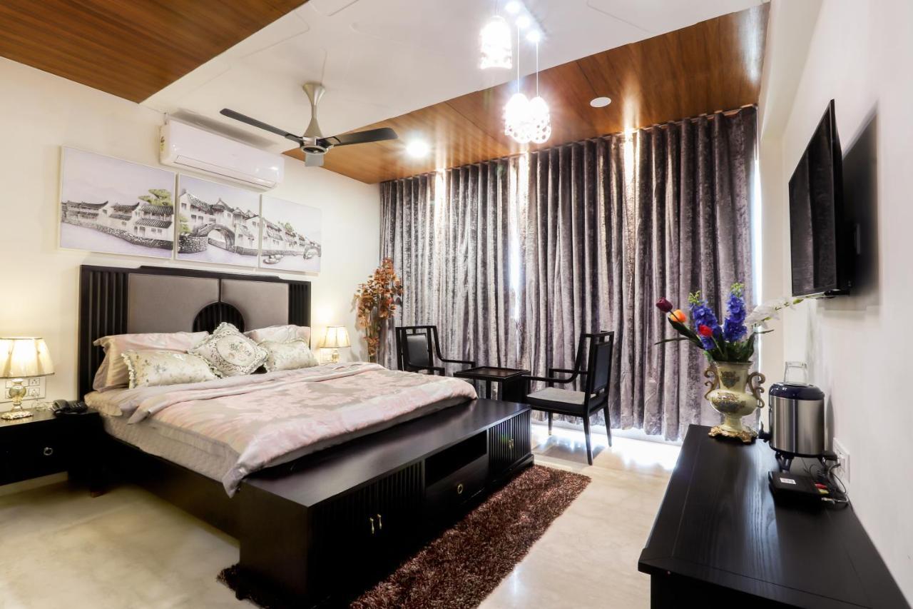 Ambaji Royal Inn Hotel מראה חיצוני תמונה