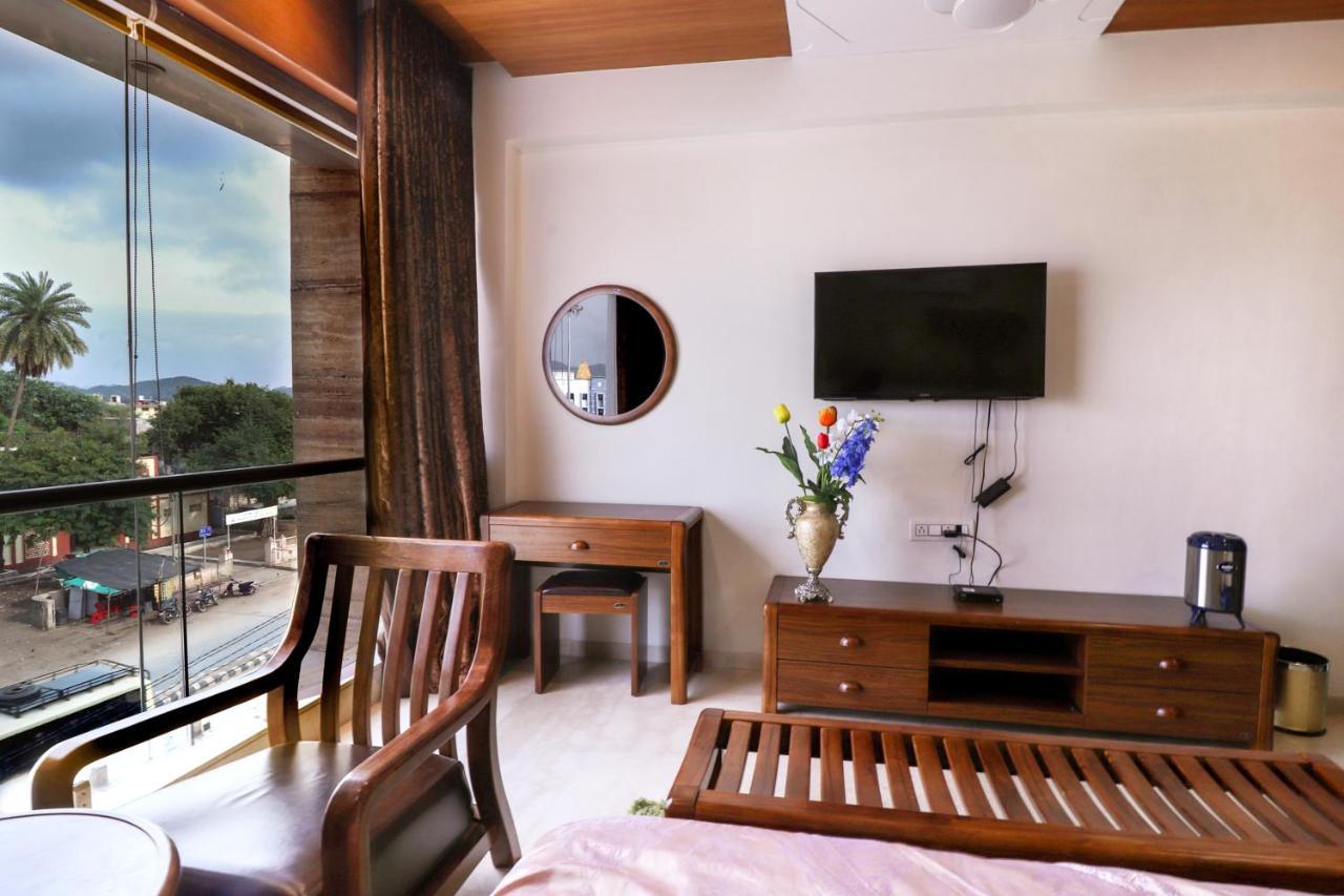 Ambaji Royal Inn Hotel מראה חיצוני תמונה